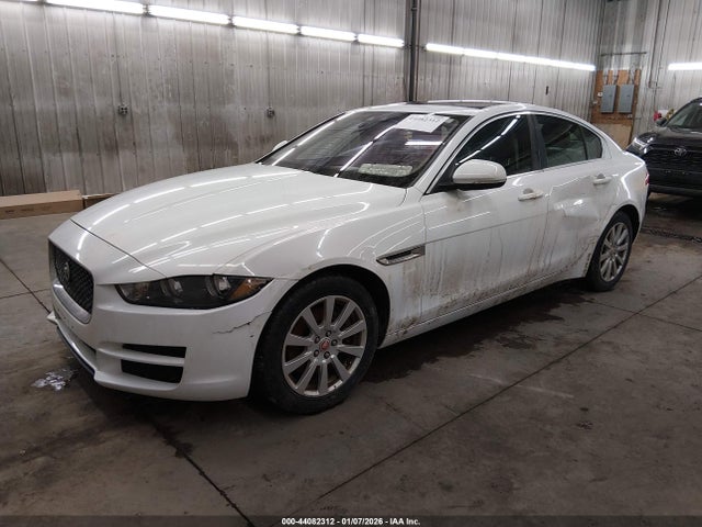 Продажа на аукционе авто 2019 Jaguar Xe 25t, vin: SAJAS4FX3KCP51106, номер лота: 44082312