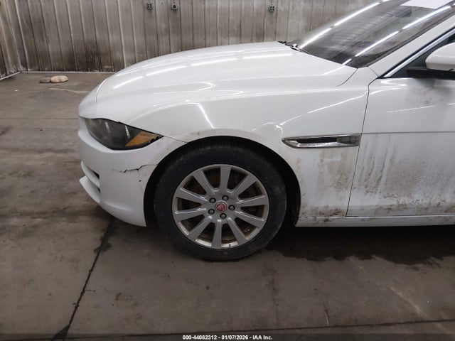 Продажа на аукционе авто 2019 Jaguar Xe 25t, vin: SAJAS4FX3KCP51106, номер лота: 44082312