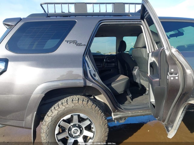 JTEBU5JR1K5679785 Toyota 4runner Trd Off Road