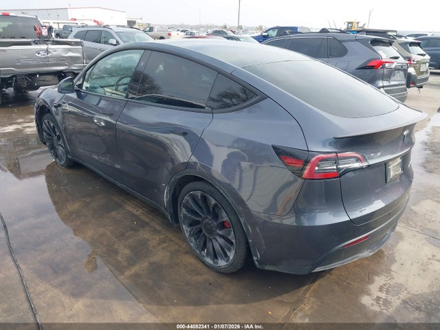 2023 Tesla Model Y Performance Dual Motor All-wheel Drive მანქანა იყიდება აუქციონზე, vin: 7SAYGDEF5PF919512, აუქციონის ნომერი: 44082341