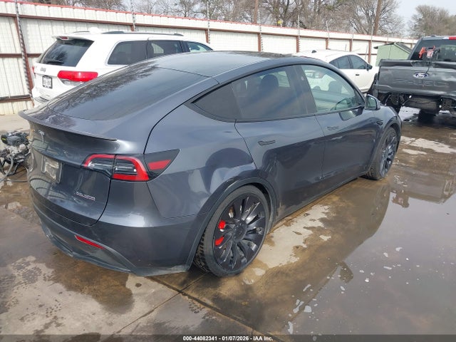 2023 Tesla Model Y Performance Dual Motor All-wheel Drive მანქანა იყიდება აუქციონზე, vin: 7SAYGDEF5PF919512, აუქციონის ნომერი: 44082341