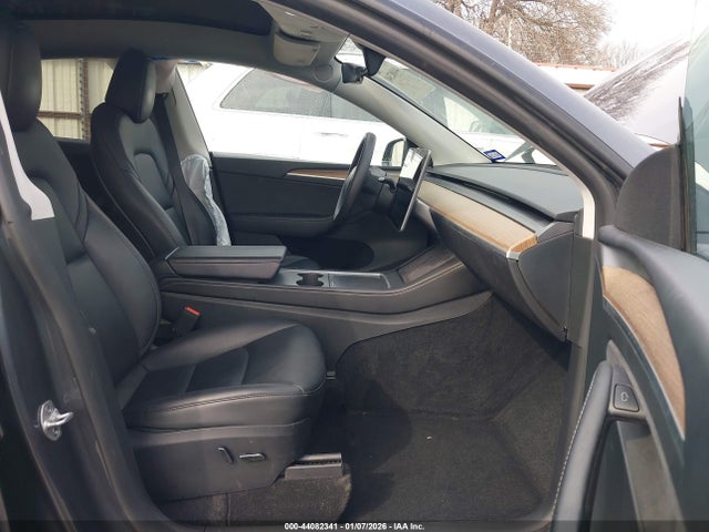 2023 Tesla Model Y Performance Dual Motor All-wheel Drive მანქანა იყიდება აუქციონზე, vin: 7SAYGDEF5PF919512, აუქციონის ნომერი: 44082341
