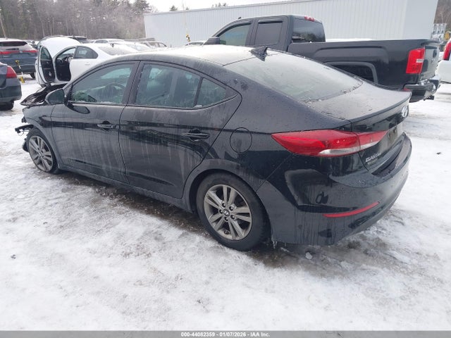 5NPD84LF8JH242489 Hyundai ELANTRA SEL