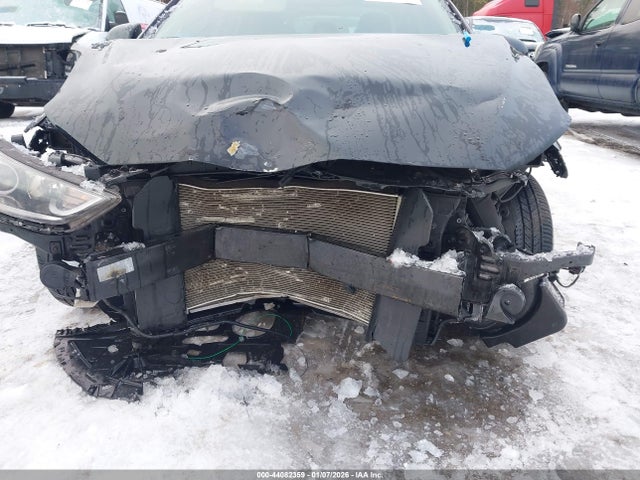 5NPD84LF8JH242489 Hyundai ELANTRA SEL
