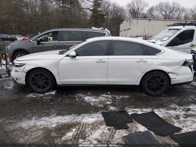 Продаж на аукціоні авто 2024 Honda Accord Lx, vin: 1HGCY1F2XRA074877, номер лоту: 44082369