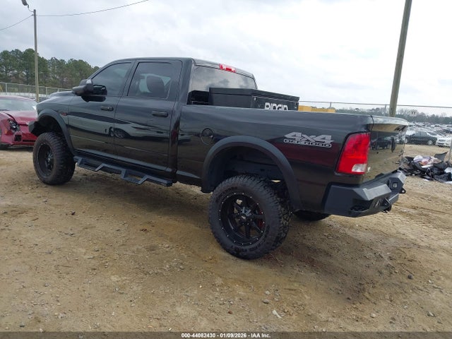 44082430 :رقم المزاد ، 3C6UR5CJ6JG189203 vin ، 2018 Ram 2500 مزاد بيع