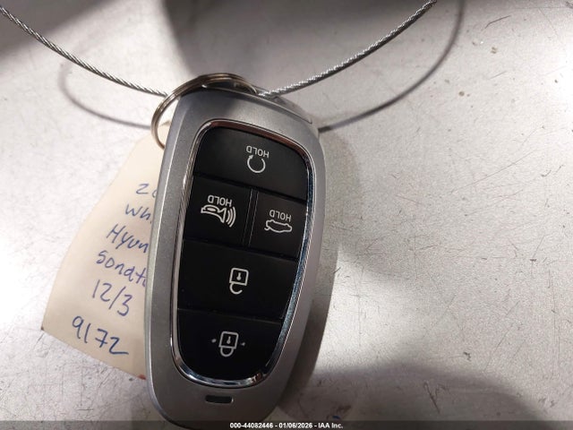KMHL24JJ4PA080540 Hyundai Sonata Hybrid Blue
