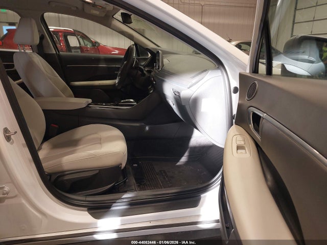 KMHL24JJ4PA080540 Hyundai Sonata Hybrid Blue
