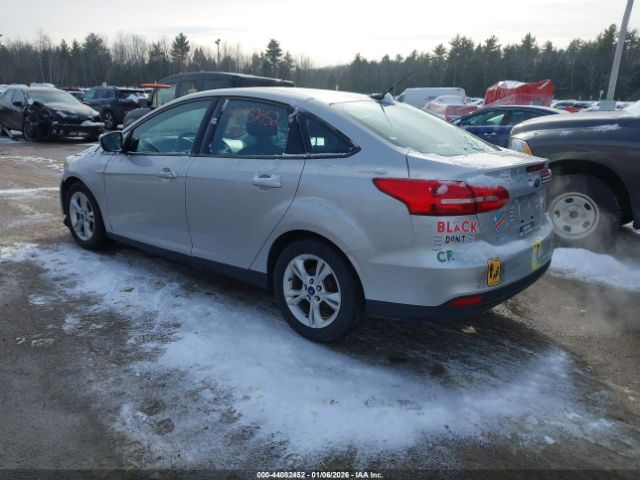 2015 FORD FOCUS 1FADP3F27FL303765 Photo 2