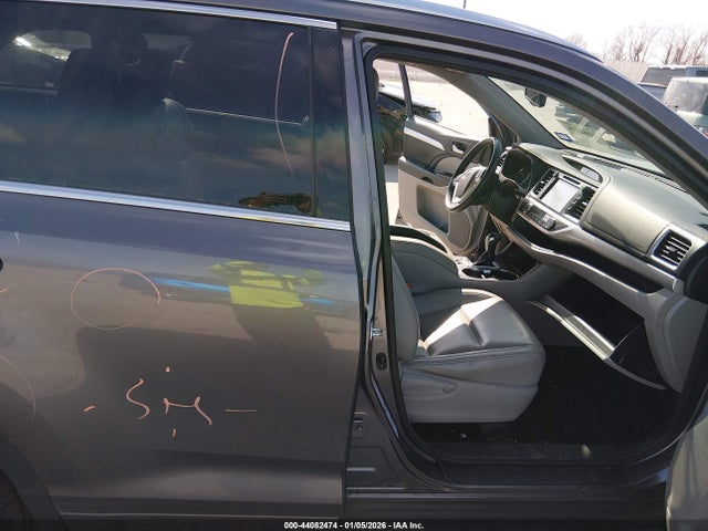 Toyota Highlander Xle V6 2015 5TDJKRFH4FS138002 Image 5