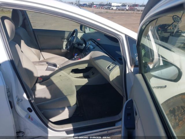 2014 TOYOTA PRIUS JTDKN3DUXE1766246 Photo 4