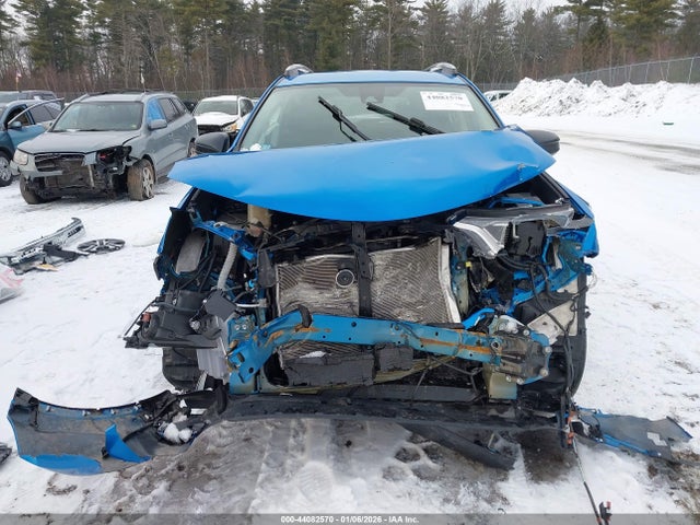 Toyota RAV4 LE 2017 2T3BFREV8HW563952 Image 12