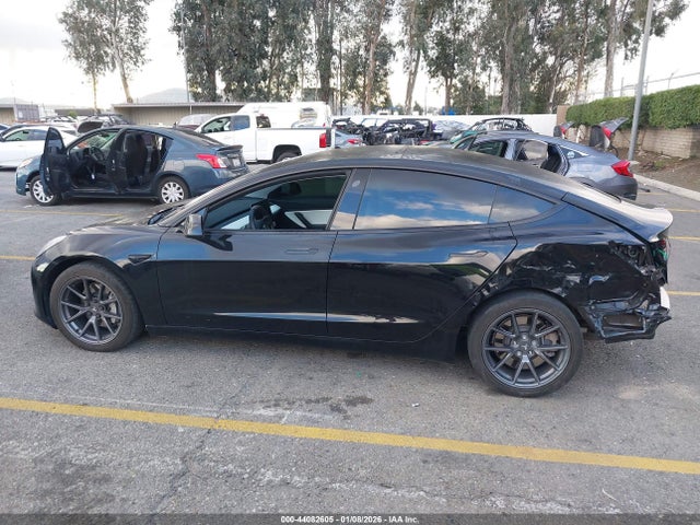 Tesla Model 3 Standard Range Plus Rear-wheel Drive 2021 5YJ3E1EA2MF938613 Image 15