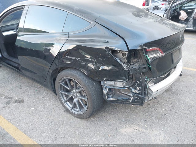 2021 TESLA MODEL 3 5YJ3E1EA2MF938613 Photo 5