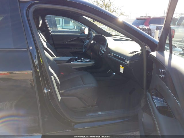 2025 CADILLAC LYRIQ 1GYKPNRK8SZ319290 Photo 4