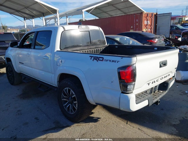Продаж на аукціоні авто 2017 Toyota Tacoma Trd Sport, vin: 3TMAZ5CN6HM049131, номер лоту: 44082639