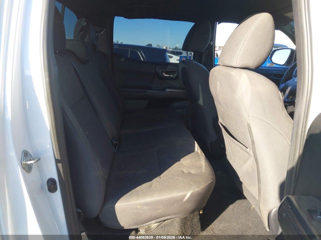 Продаж на аукціоні авто 2017 Toyota Tacoma Trd Sport, vin: 3TMAZ5CN6HM049131, номер лоту: 44082639