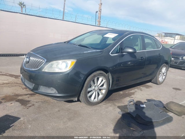 Buick Verano 2015 1G4PP5SK5F4107287 Image 2