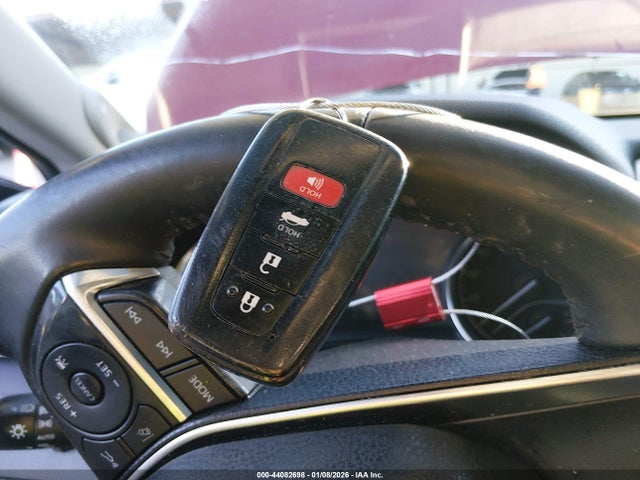 4T1B11HK2JU515783 Toyota CAMRY XLE