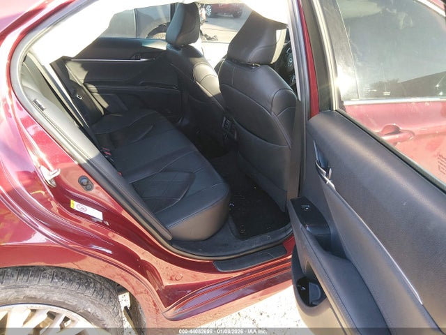 4T1B11HK2JU515783 Toyota CAMRY XLE