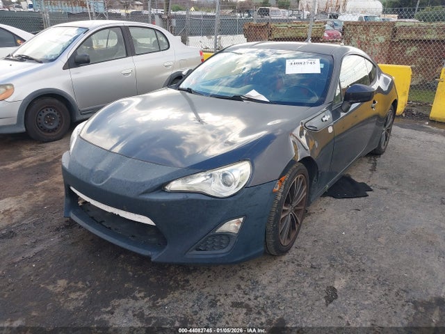 JF1ZNAA1XG8708585 Scion FR-S