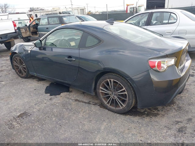 JF1ZNAA1XG8708585 Scion FR-S