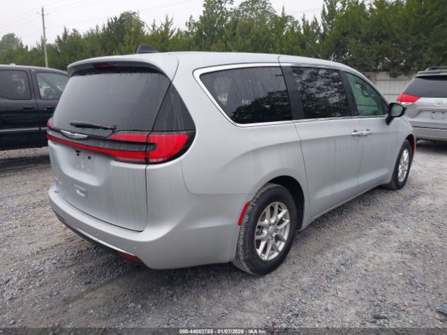 2026 CHRYSLER PACIFICA 2C4RC1BG8TR191580 Photo 3