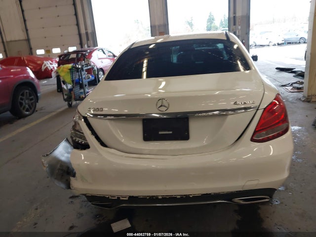 55SWF4KB2FU074334 Mercedes-Benz C 300 4matic