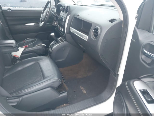 Jeep Compass Latitude 2016 1C4NJCEA9GD619897 Image 5