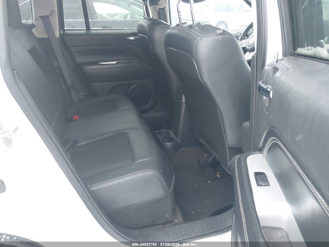 Jeep Compass Latitude 2016 1C4NJCEA9GD619897 Image 8