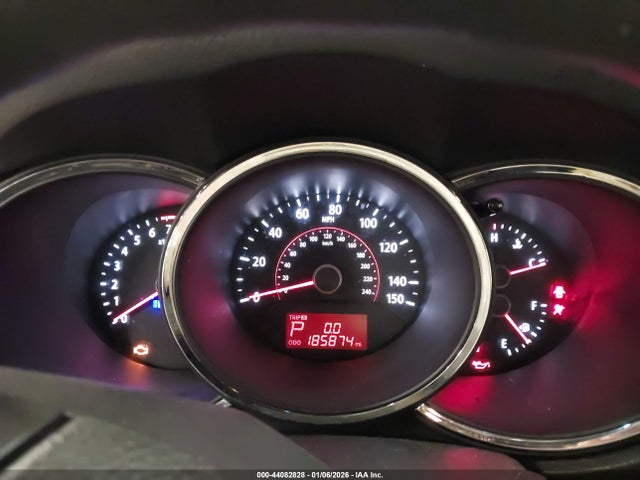 2011 KIA SORENTO 5XYKTDA2XBG113202 Photo 6