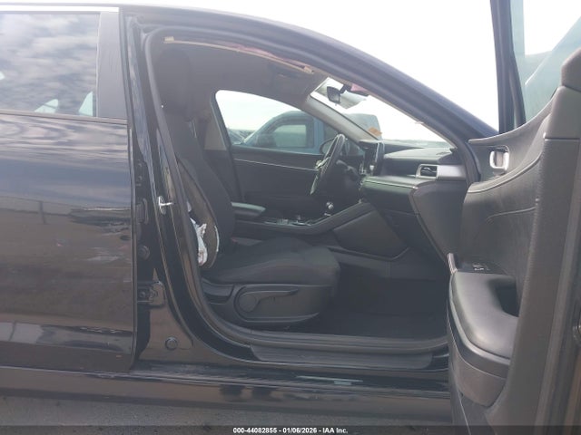 5XXG14J27MG023556 KIA K5 LXS