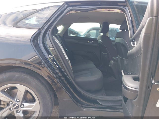 5XXG14J27MG023556 KIA K5 LXS