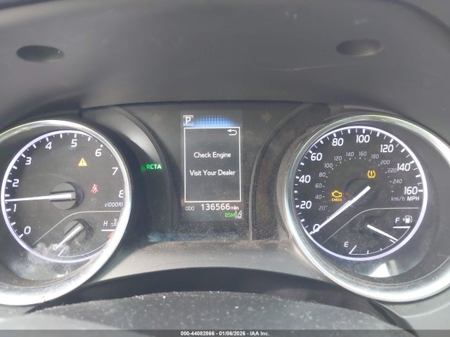4T1B11HK2JU625667 Toyota CAMRY SE