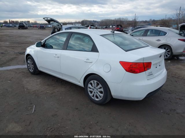 2013 KIA FORTE KNAFT4A29D5662724 Photo 2