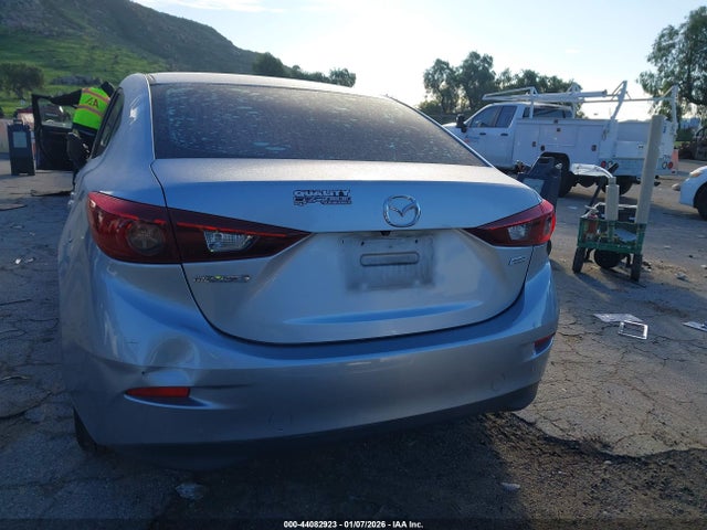 3MZBN1U7XHM122233 Mazda Mazda3 Sport