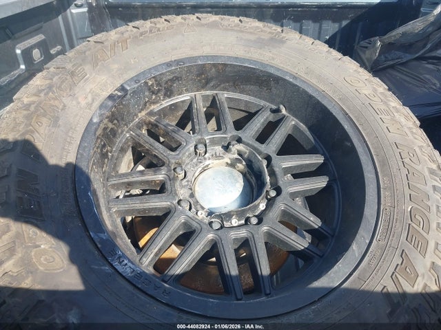 1GC4YLEY5LF204207 Chevrolet Silverado 2500hd 4wd Standard Bed Wt