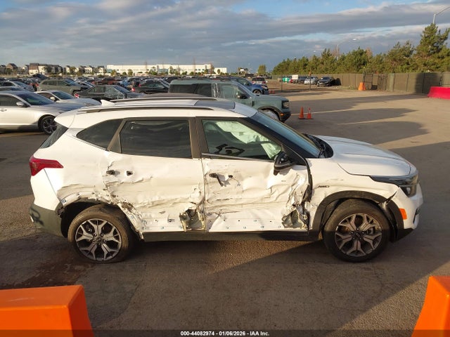 KIA SELTOS EX 2021 KNDERCAA2M7191101 Image 13