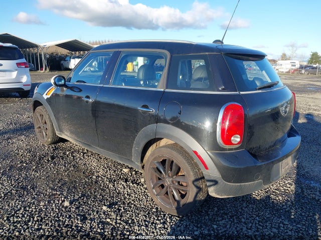 2011 MINI COOPER COUNTRYMAN WMWZB3C5XBWM29251 Photo 2