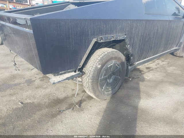 2025 TESLA CYBERTRUCK 7G2CEHED9SA073343 Photo 5