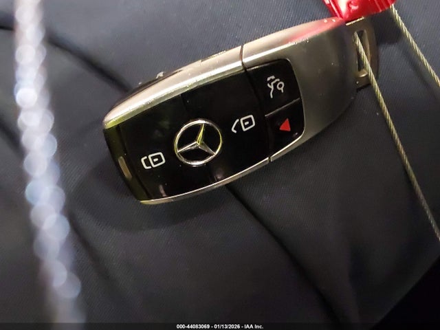 44083069 :رقم المزاد ، WDDZF4KB1HA102012 vin ، 2017 Mercedes-benz E 300 4matic مزاد بيع