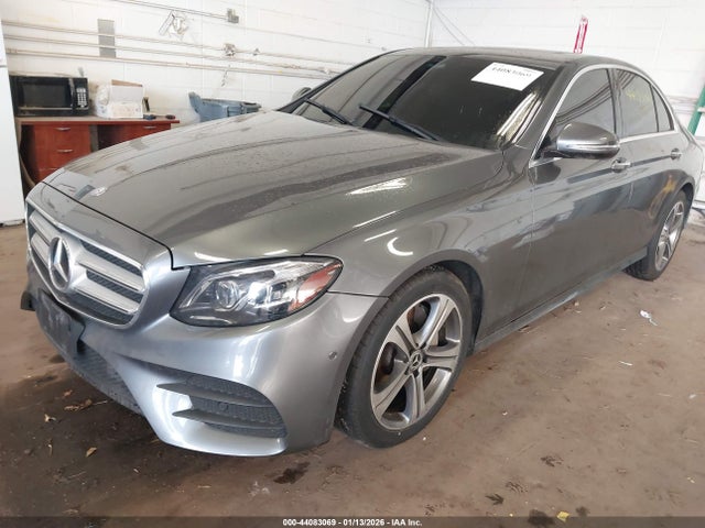 44083069 :رقم المزاد ، WDDZF4KB1HA102012 vin ، 2017 Mercedes-benz E 300 4matic مزاد بيع