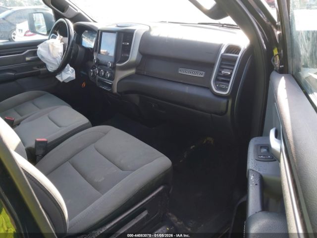 2021 RAM 1500 1C6SRFFT3MN643641 Photo 4