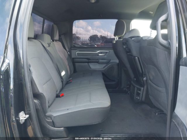 2021 RAM 1500 1C6SRFFT3MN643641 Photo 7