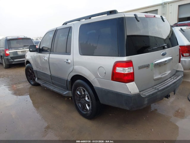 2007 FORD EXPEDITION 1FMFU15507LA43220 Photo 2