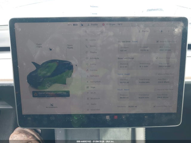 Продажа на аукционе авто 2023 Tesla Model Y Awd/long Range Dual Motor All-wheel Drive, vin: 7SAYGDEE5PA088212, номер лота: 44083162