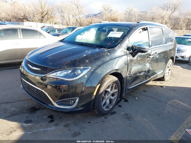 2019 Chrysler Pacifica Limited მანქანა იყიდება აუქციონზე, vin: 2C4RC1GG2KR731528, აუქციონის ნომერი: 44083185