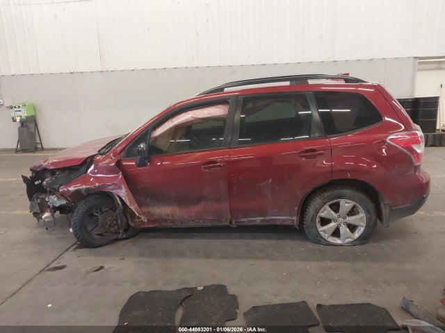 Продаж на аукціоні авто 2016 Subaru Forester 2.5i Premium, vin: JF2SJADC8GG477441, номер лоту: 44083201