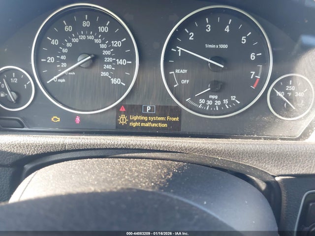 44083209 :رقم المزاد ، WBA8E5G57JNV02766 vin ، 2018 Bmw 320 مزاد بيع