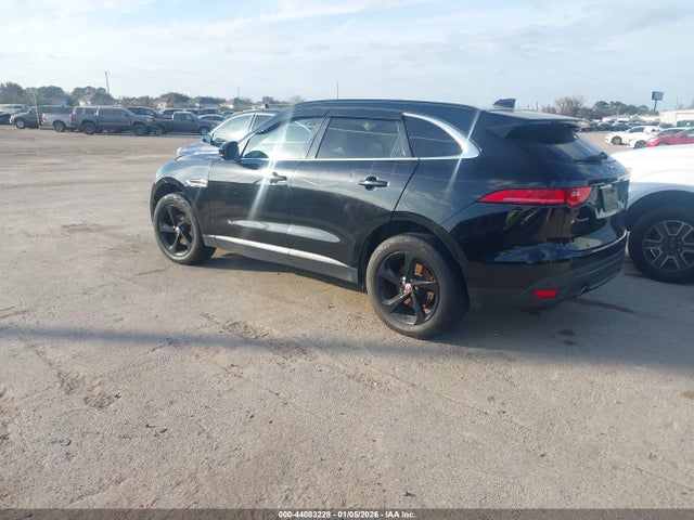 2018 JAGUAR F-PACE SADCK2FX2JA269155 Photo 2